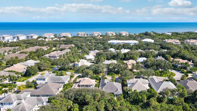 205 Coconut Creek Court, Indian River Shores, FL 32963