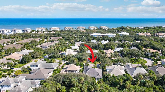 205 Coconut Creek Court, Indian River Shores, FL 32963