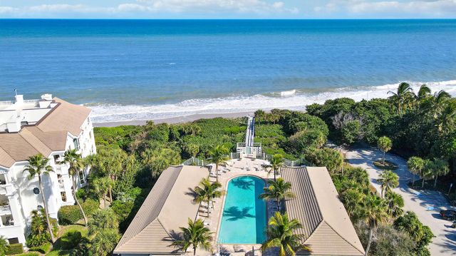 205 Coconut Creek Court, Indian River Shores, FL 32963