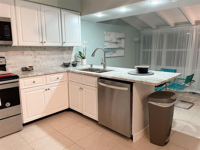 1641 NE 55th Street, Fort Lauderdale, FL 33334