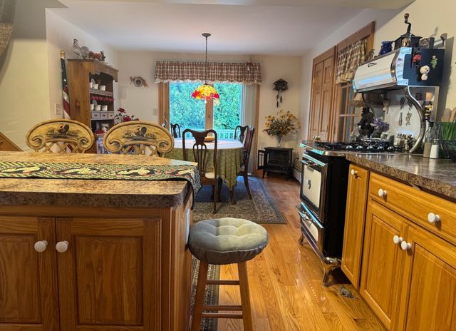 170 Main St, Groveland, MA 01834