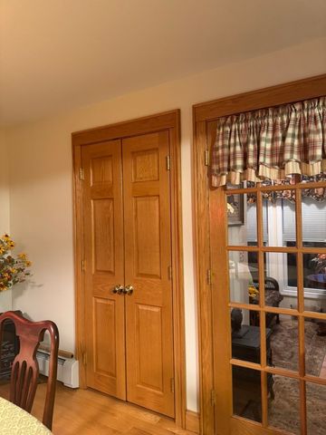 170 Main St, Groveland, MA 01834