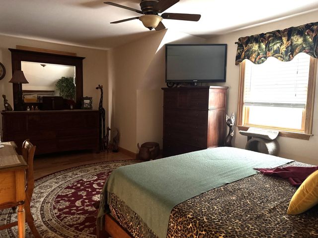 170 Main St, Groveland, MA 01834