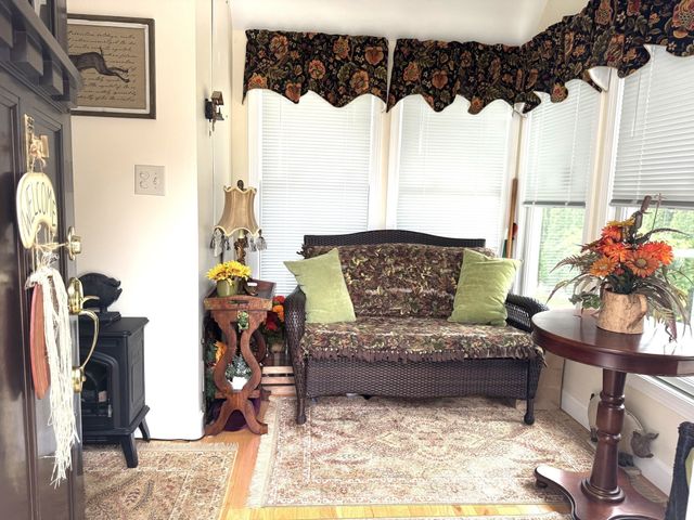 170 Main St, Groveland, MA 01834