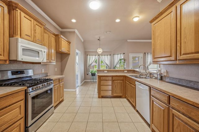 111 Adair Lane, Weatherford, TX 76088
