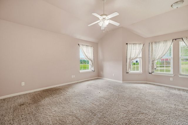 111 Adair Lane, Weatherford, TX 76088