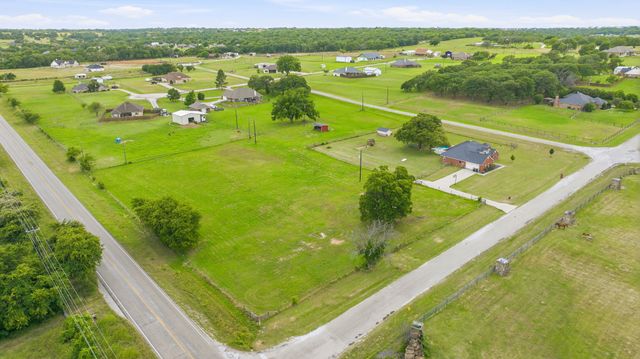 111 Adair Lane, Weatherford, TX 76088