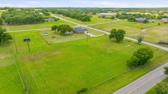 111 Adair Lane, Weatherford, TX 76088