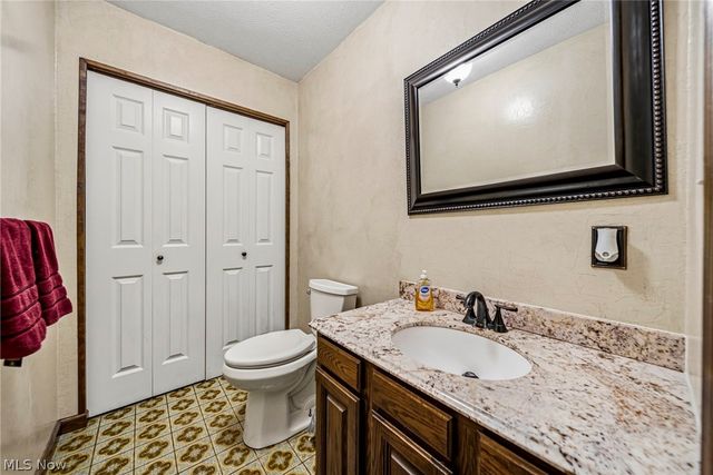 4008 Mannwood Road, Ashtabula, OH 44004