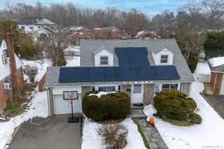 225 Willets Lane, Jericho, NY 11753