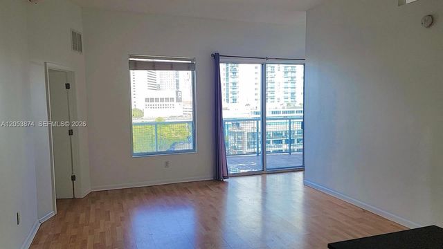 10 S River Drive 802, Miami, FL 33130