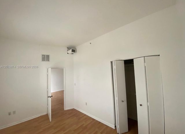 10 S River Drive 802, Miami, FL 33130