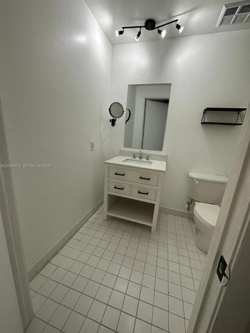 10 S River Drive 802, Miami, FL 33130