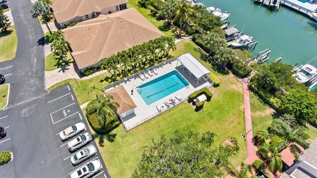 3017 Ocelot Way 28-2, Hutchinson Island, FL 34949