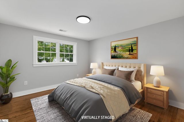 203 Montgomery Street, Laurens, SC 29360