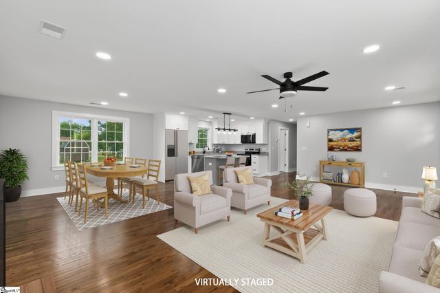 203 Montgomery Street, Laurens, SC 29360