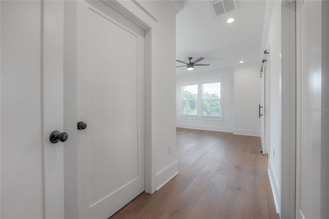 807 E IDA STREET, Tampa, FL 33603