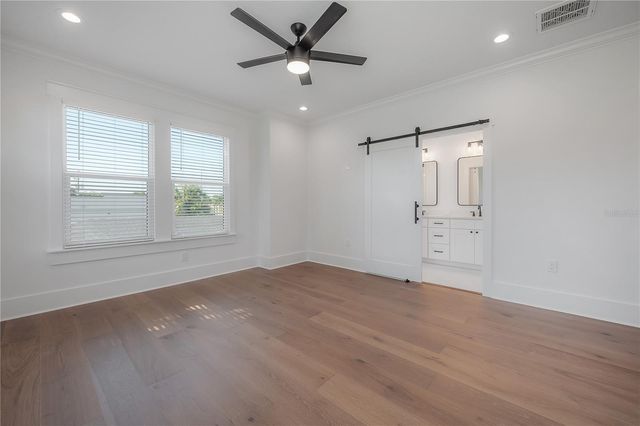 807 E IDA STREET, Tampa, FL 33603