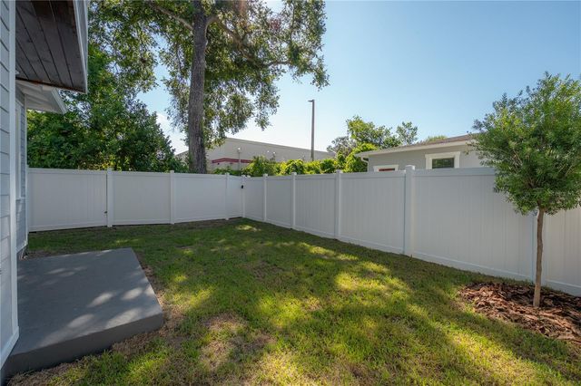 807 E IDA STREET, Tampa, FL 33603