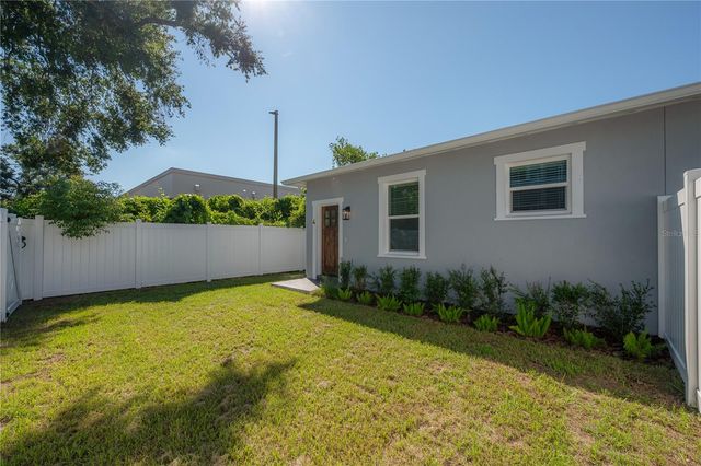 807 E IDA STREET, Tampa, FL 33603