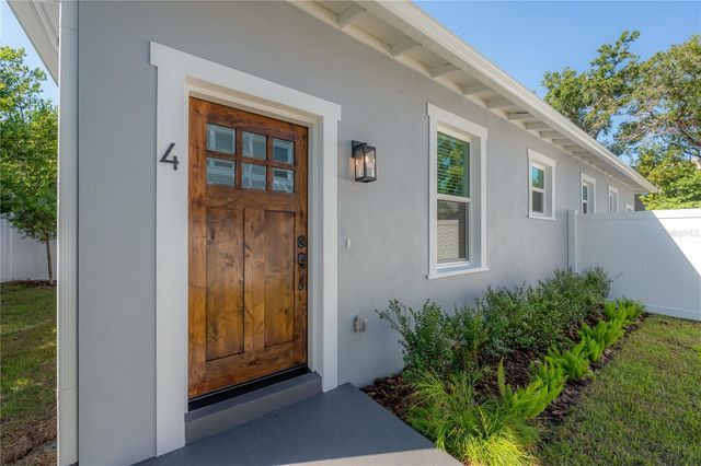 807 E IDA STREET, Tampa, FL 33603