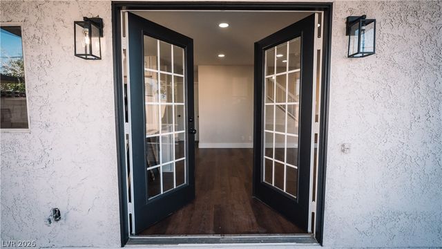 2294 Miner Way, Las Vegas, NV 89104