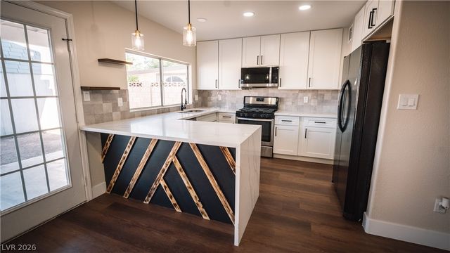 2294 Miner Way, Las Vegas, NV 89104