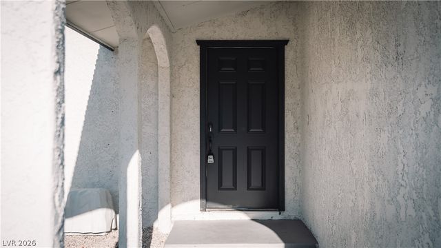 2294 Miner Way, Las Vegas, NV 89104