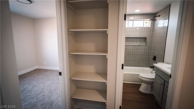 2294 Miner Way, Las Vegas, NV 89104