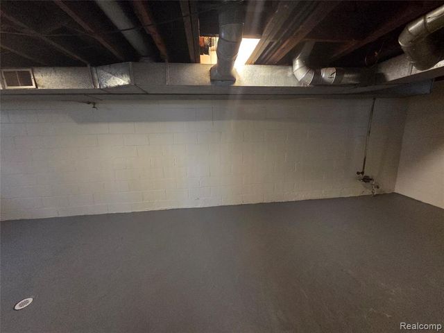 19360 Revere Street, Detroit, MI 48234