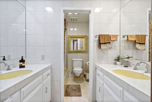 10307 Donna Avenue, Porter Ranch, CA 91326