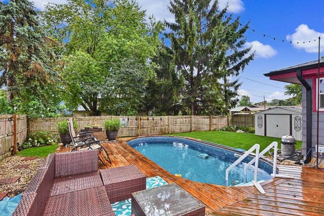 5721 67th STREET, Kenosha, WI 53142