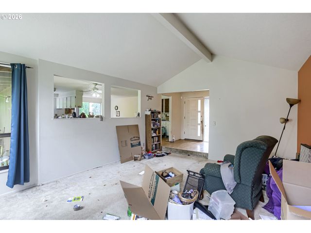 1229 Se 26TH St, Troutdale, OR 97060