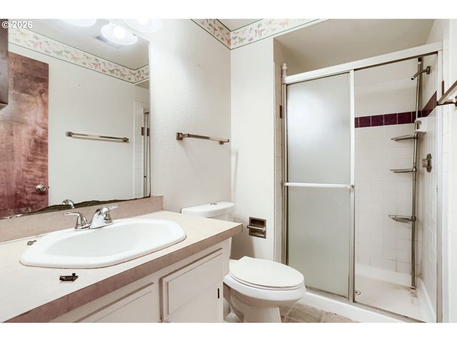 1229 Se 26TH St, Troutdale, OR 97060