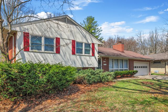 2107 S Zuppke Drive, Urbana, IL 61801