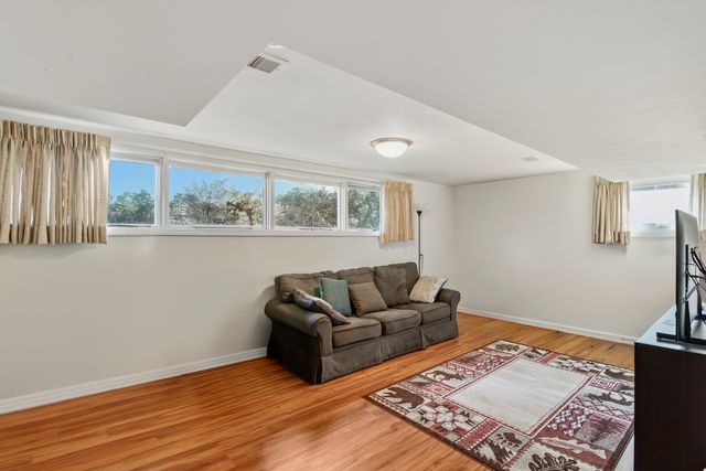 2107 S Zuppke Drive, Urbana, IL 61801