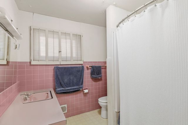 2107 S Zuppke Drive, Urbana, IL 61801