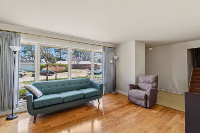 2107 S Zuppke Drive, Urbana, IL 61801