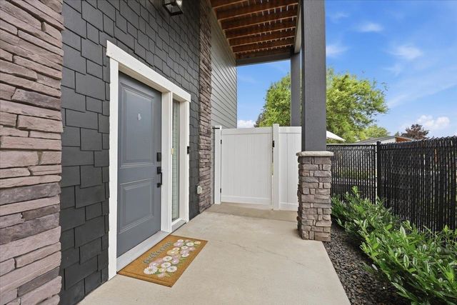 1216 S Wilbur Rd, Spokane Valley, WA 99206