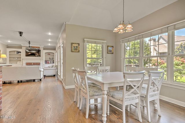 9 Wayland Court, Johnson City, TN 37604