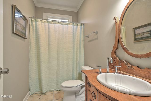 9 Wayland Court, Johnson City, TN 37604