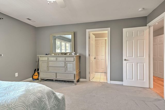 9 Wayland Court, Johnson City, TN 37604