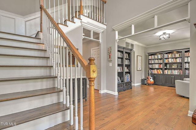 9 Wayland Court, Johnson City, TN 37604
