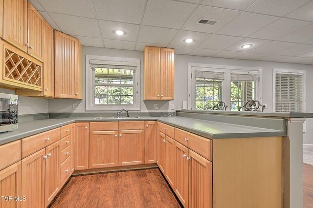 9 Wayland Court, Johnson City, TN 37604