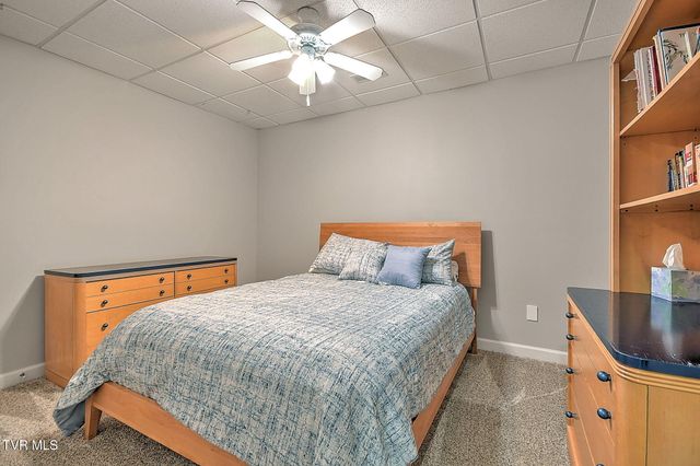 9 Wayland Court, Johnson City, TN 37604