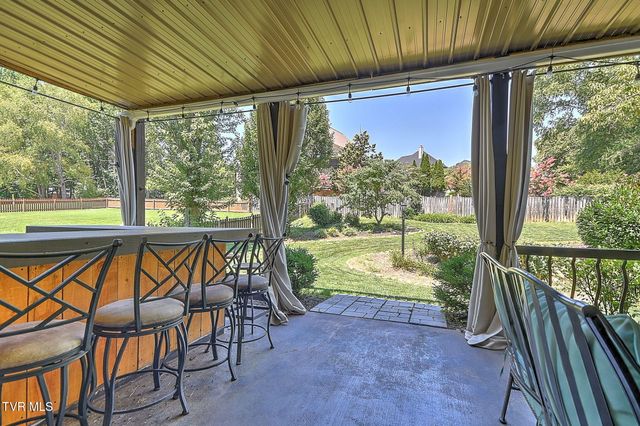 9 Wayland Court, Johnson City, TN 37604