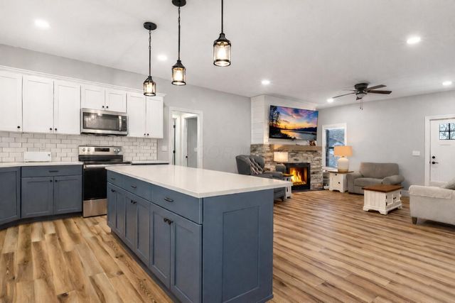 155 Grand Ridge Road, Howard, OH 43028