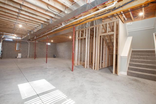 155 Grand Ridge Road, Howard, OH 43028