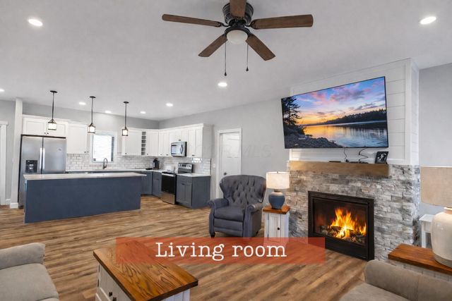 155 Grand Ridge Road, Howard, OH 43028
