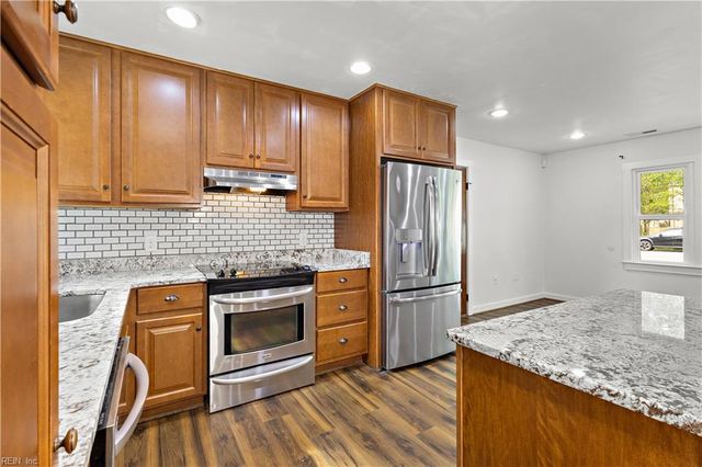 508 S Kings Point RD, Virginia Beach, VA 23452